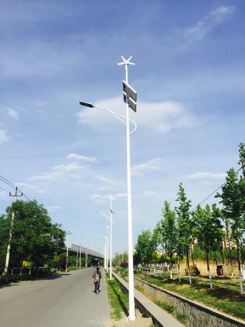 太阳能超亮的灯有哪些 太阳能超亮的灯有哪些